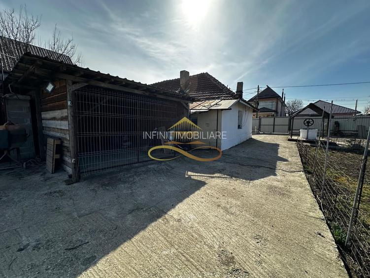Casa batraneasca cu 800 mp teren de vanzare in Tache / Bacau - 5