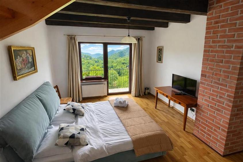Pensiune cu priveliste fabuloasa, zona boema, Bran, Brasov.
