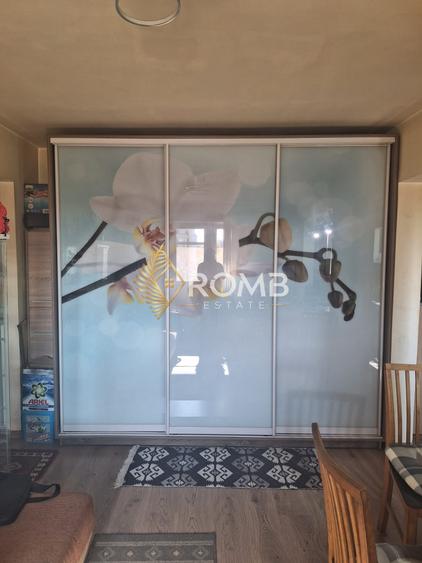 Apartament 3 camere, etaj intermediar, peste drum de Universitatea de Nord