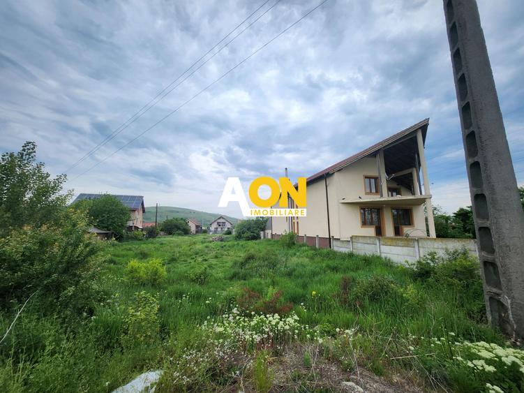 Teren la Asfalt cu Utilitati, 762 mp, Zona Barabant