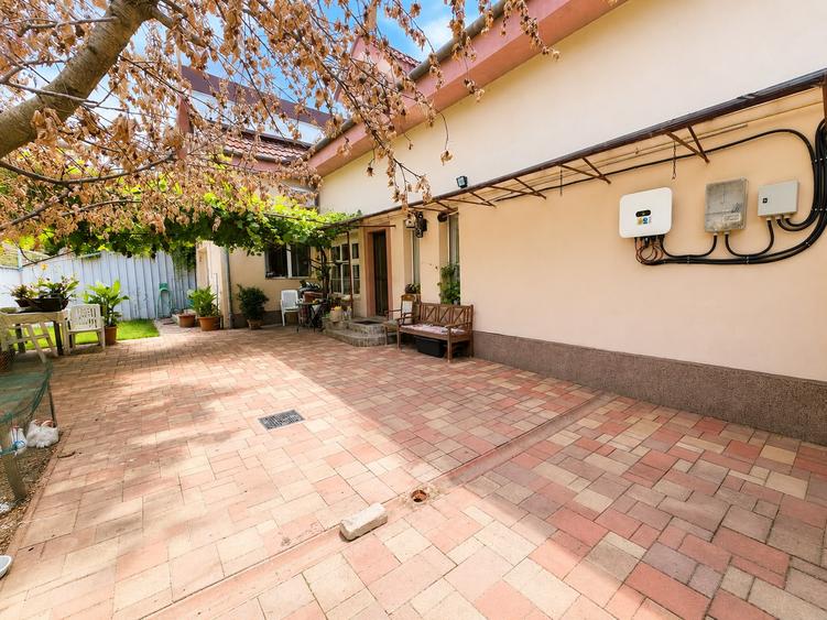 Casa de vanzare in Oradea, zona Seleusului, 5 minute de Lotus