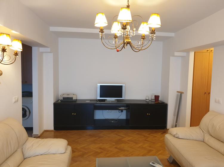 Apartament 3 camere, loc parcare Banu Manta / 1 Mai