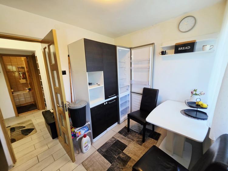 Apartament 3 camere decomandat | zona Baraolt | Mobilat si utilat