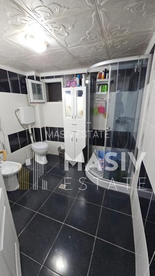 De vânzare, casă cu 5 camere, complet renovată, curte și priveliște superbă. - 11