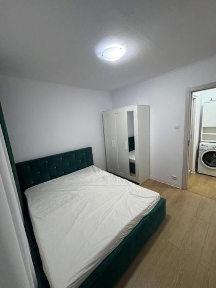 Închiriez apartament 2 camere, semidecomandat-Piata Progresul