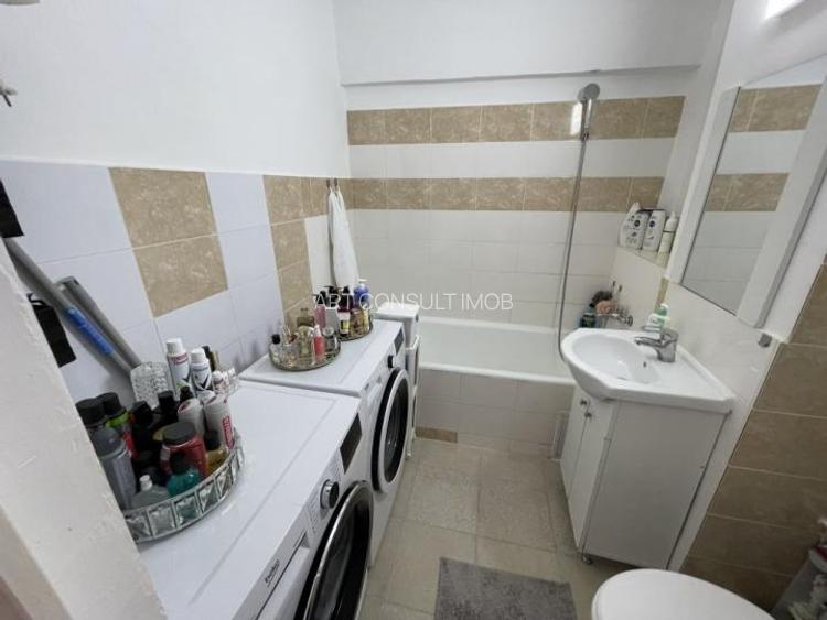 Apartament 2 Camere | Mihai Bravu | Etaj 10| Balcoan | Pret Negociabil | - 5