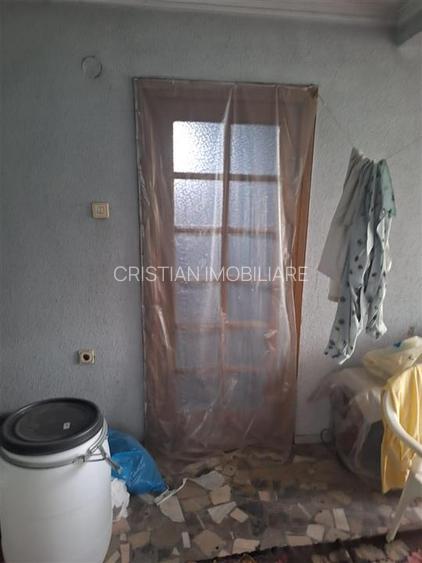 Vila S+P+1+M- Islaz, 8 camere, Suprafata teren 971 mp, Suprafata construita 410 - 24