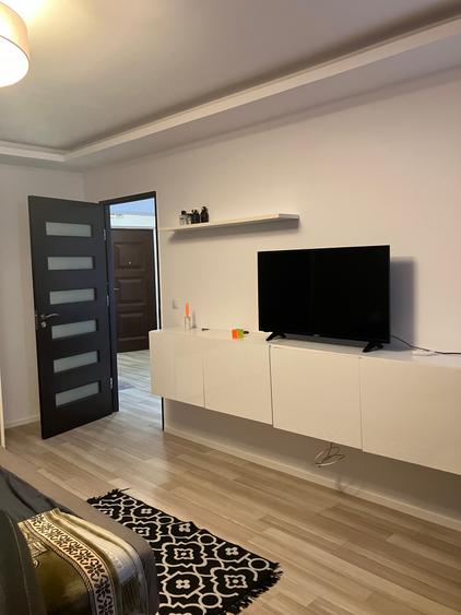 Garsoniera-2 camere Pta Victoriei-Titulescu,8/14,modern,mobilata complet,117900€