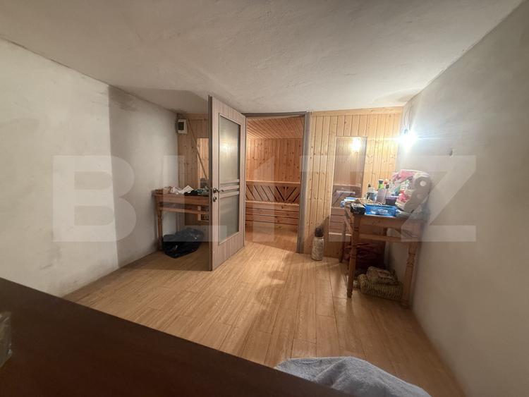Casă spațioasă, 294 mp, 1.692 mp teren, garaj, terasă și grădină – Voinești