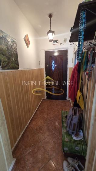 Apartament cu 3 camere de vanzare pe Strada Alecu Russo - 9