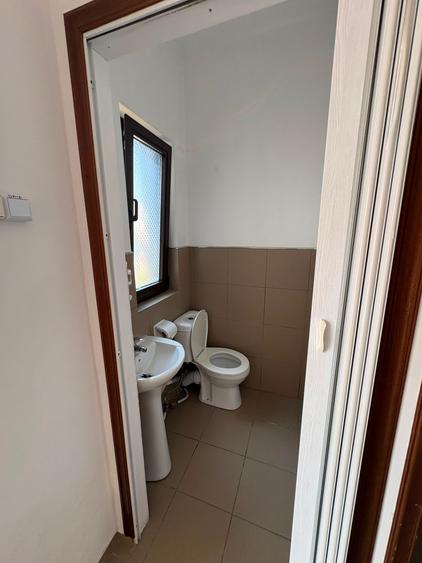 De închiriat: Spațiu Comercial 50 mp – Poziție Ultra-Centrală | Golești