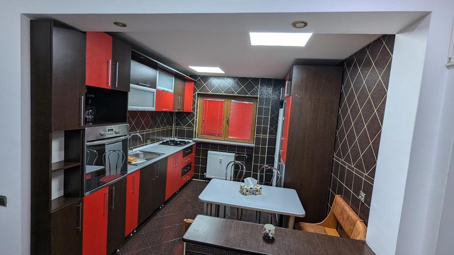 Proprietar, 3 camere 2 bai