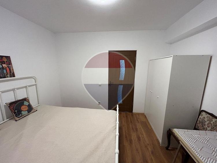 Apartament cu 3 camere de închiriat în zona Prelungirea Ghencea