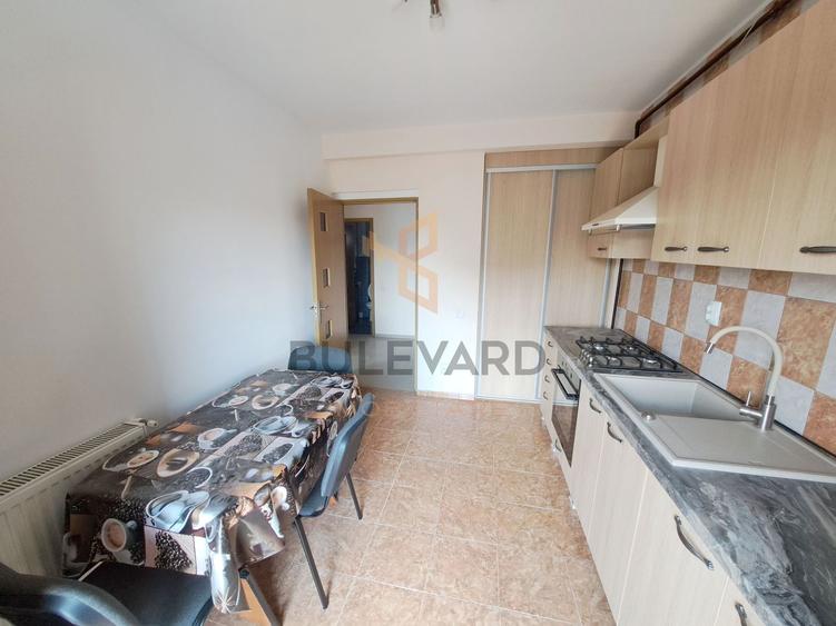 Apartament 2 camere decomandate, gradina proprie, 2 locuri de parcare, Apahida!