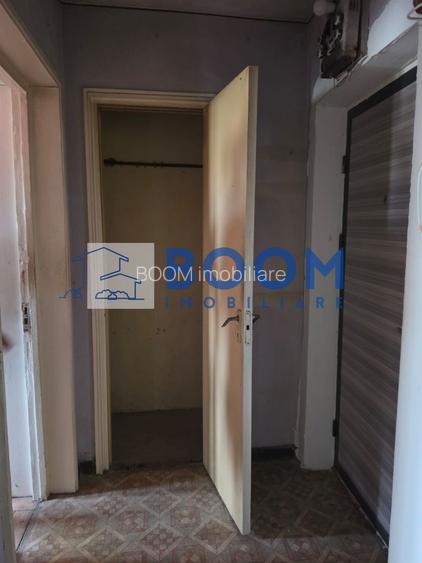 Apartament 4 camere decomandat | Traian, Râmnicu Vâlcea | 70,43 mp, etaj 4