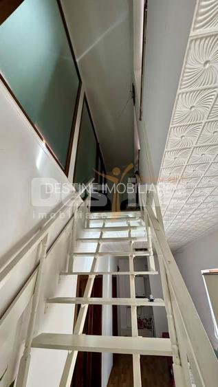 Casa spatioasa cu teren de 800 mp, Muntenii de Jos - 5 camere - 25