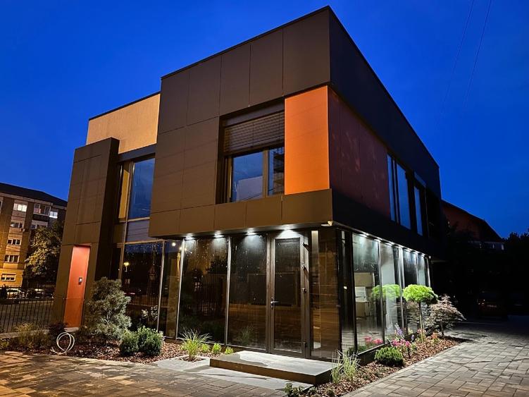 De închiriat birouri ultra moderne complet utilate