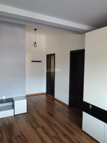 Proprietar, vand apartament cu doua camera langa Shopping City in bloc din 2009 - 7