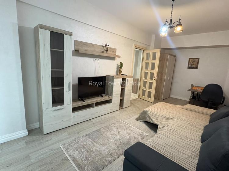 Apartament de vanzare cu 2 camere decomandat- Royal Town Copou Iasi - 6