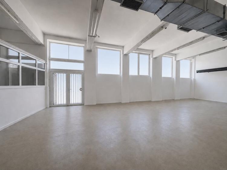 Spatiu comercial de inchiriat in Oradea, vad comercial intens, teren 1000 mp