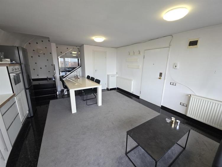 Comision 0%. Apartament 3 camere in A.Muresanu cu terasa panoramica si garaj