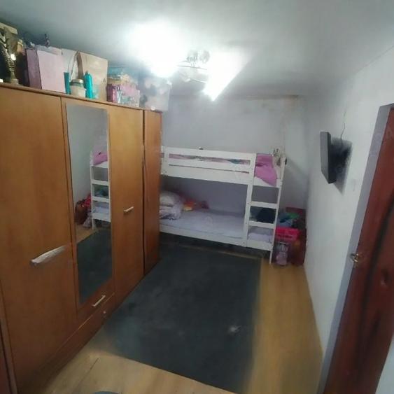 Apartament 3 camere, etajul 2/4, zona Tatarasi