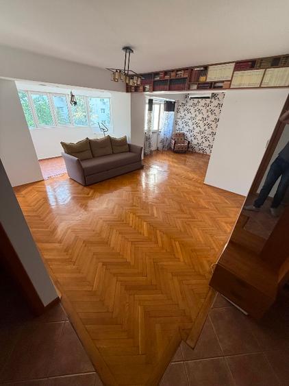 Apartament  modern -4 camere  zona Iancului