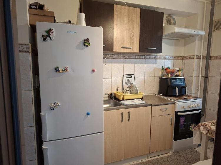 Apartament o camera - zona Nicolina 2 - 5