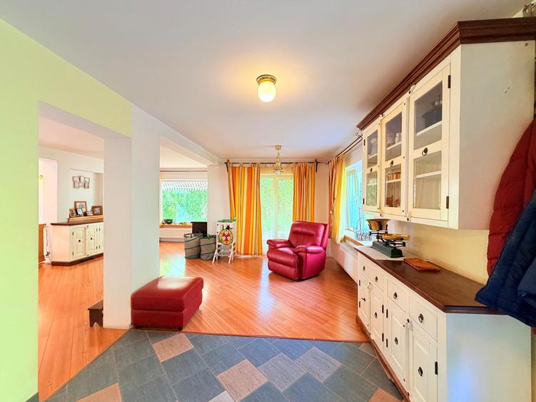 Casă individuală în Bucium - Hanul Dacilor, 342 mp, 1.140 mp teren