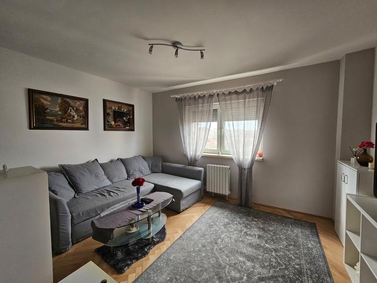 Apartament 3 camere, dec, 2 băi, 2 balcoane, et. 3 din 4, zona Șagului-Steaua