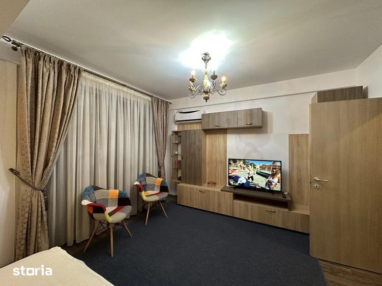 Unirii Garsoniera Bloc Nou cu balcon + prox. metrou