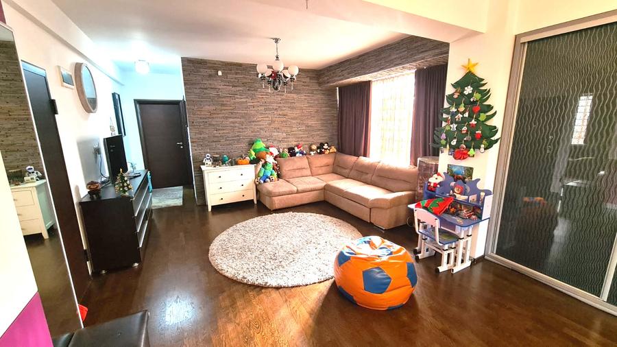 Apartament 2 camere de vanzare– Trocadero, bloc nou, lift