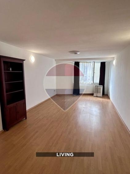 Apartament decomandat cu 2 camere-zona ULTRACENTRALA
