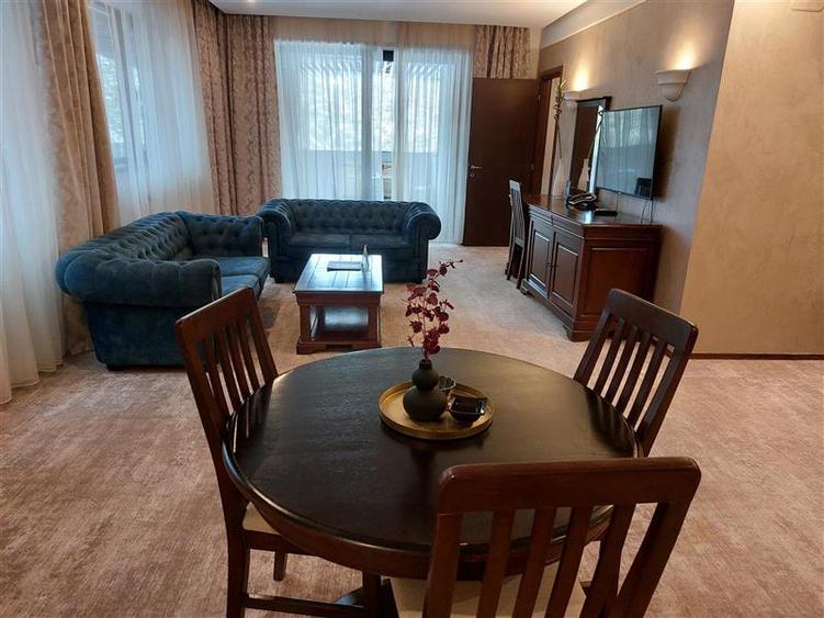 APARTAMENT 3 CAMERE, HOTEL ALPIN, POIANA BRASOV