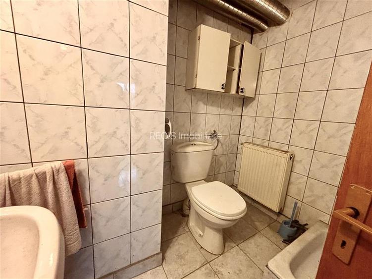 Vila zona Coresi | 1170 mp teren | 6 camere | De vanzare - 26