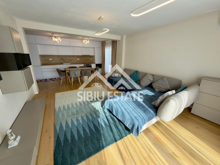 Apartament 4 camere 100 mp cu terasa 40 mp, pod 60 mp, mobilat utilat