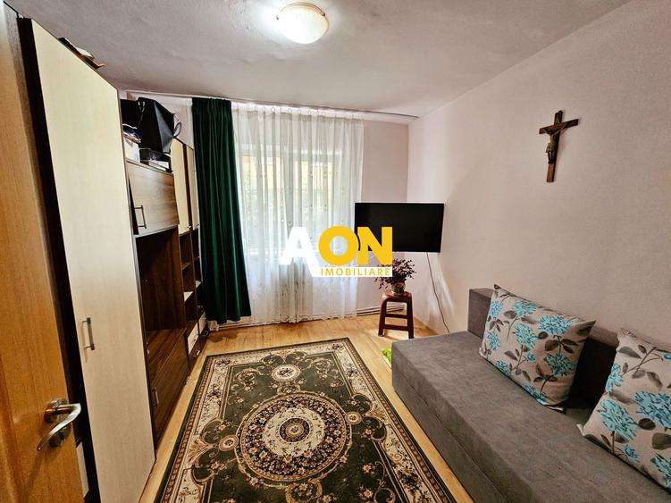 Apartament 4 camere, 2 balcoane, 2 bai, 79 mp utili, zona Closca