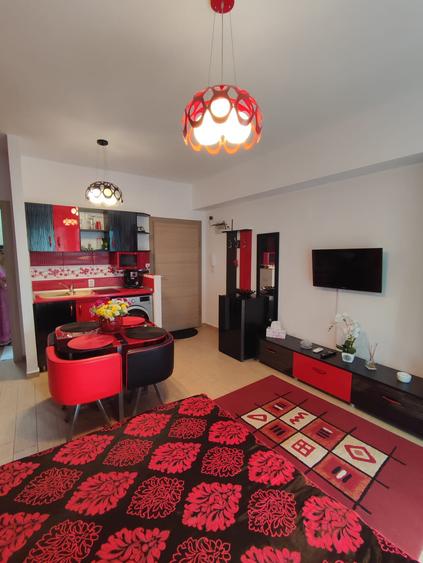 STUDIO de lux - in zona cluburilor Mamaia