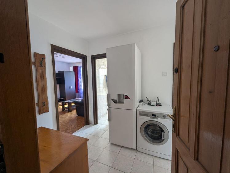 Apartament 2camere decomandate, 48mp, etaj2 – P. Mihai Viteazu Central