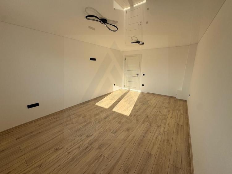 Casa moderna constructie noua 195 mp utili si 100 mp curte Sura Mare