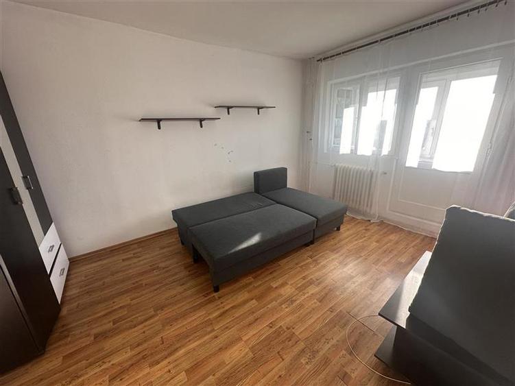 Mobilat si utilat cu centrala in zona Girocului