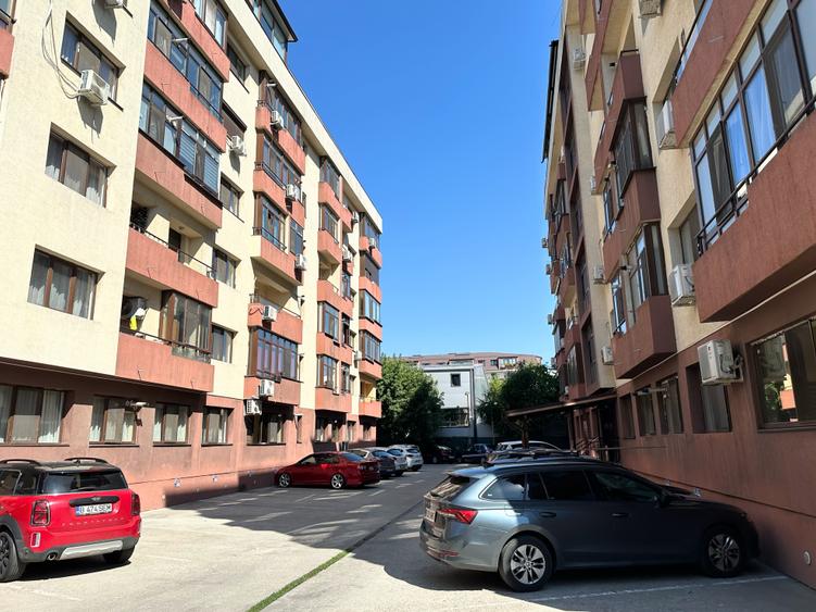 Apartament tip PENTHOUSE / Terasă de 54 mp