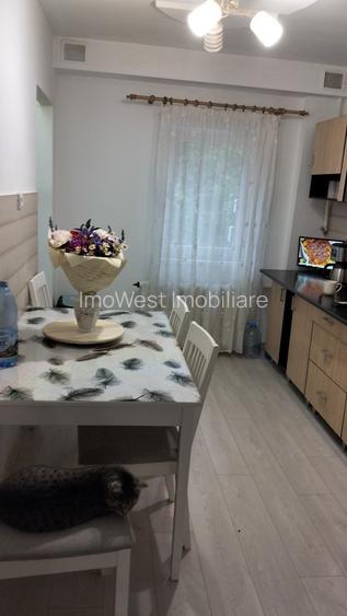 Lipovei | 3 Camere | Etaj Intermediar | Bloc Izolat. - 4