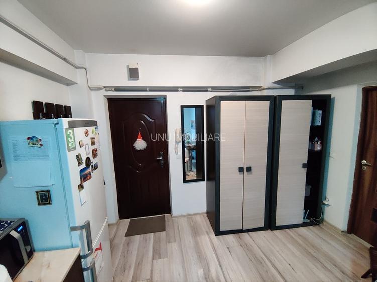 Apartament cu 2 camere - zona Tatarasi - Ateneu - 3