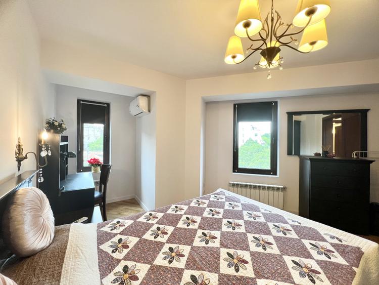Apartament cu 2 camere, centrala proprie, in zona Piața Unirii