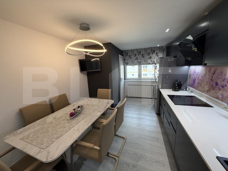 Apartament 4 camere, 83 mp, decomandat, zona ultracentrala
