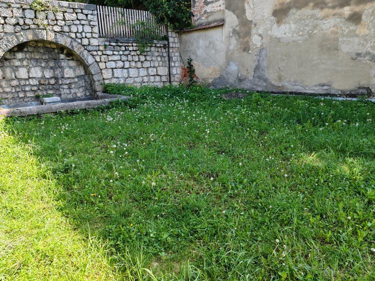 Apartament 3 camere liber la vanzare zona Colinei