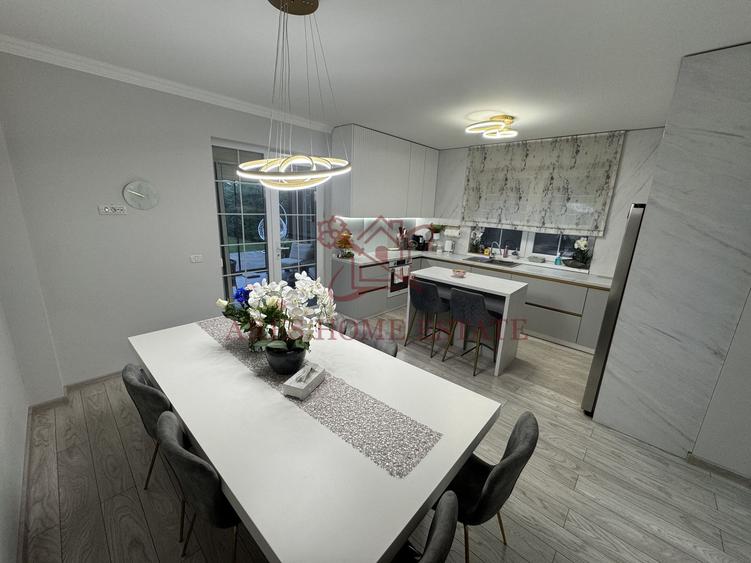 Casa in stil mediteranean, ultrafinisată 5 camere, 3 bai + curte.