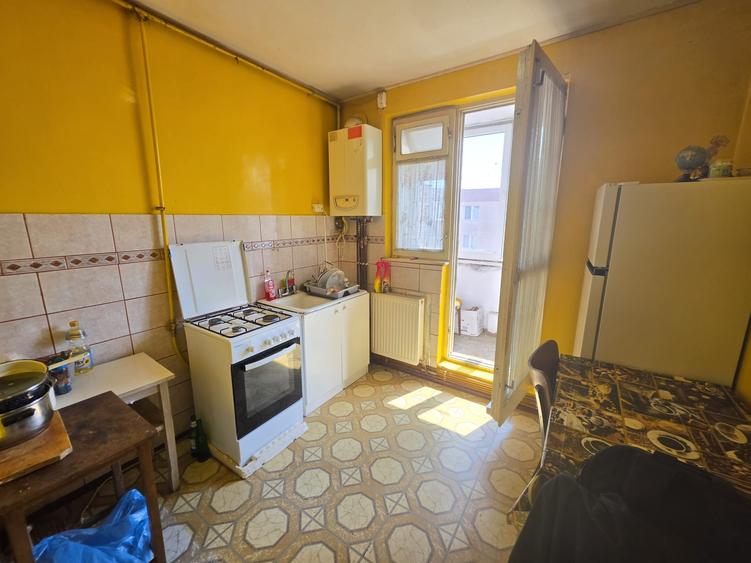 Vanzare Apartament 2 camere zona Grivitei ,Str.Mircea cel Batran