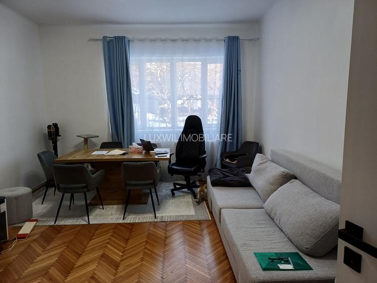 Vânzare apartament în casă, 70 mp, în zona străzii Horea - 2